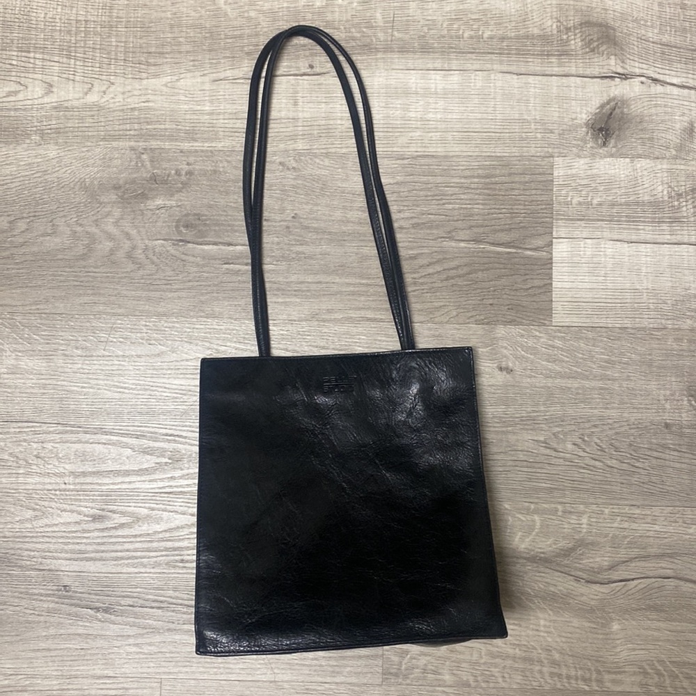 Wilson’s Leather Hobo Tiny Straps Bag - Picture 7 of 11